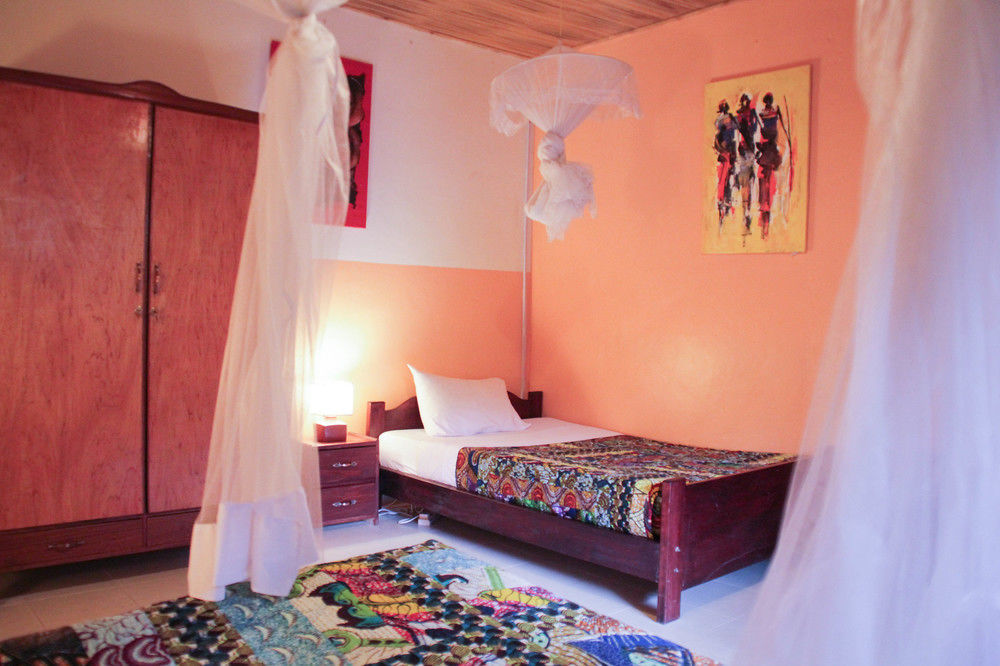 Heaven Restaurant & Boutique Hotel Kigali Buitenkant foto